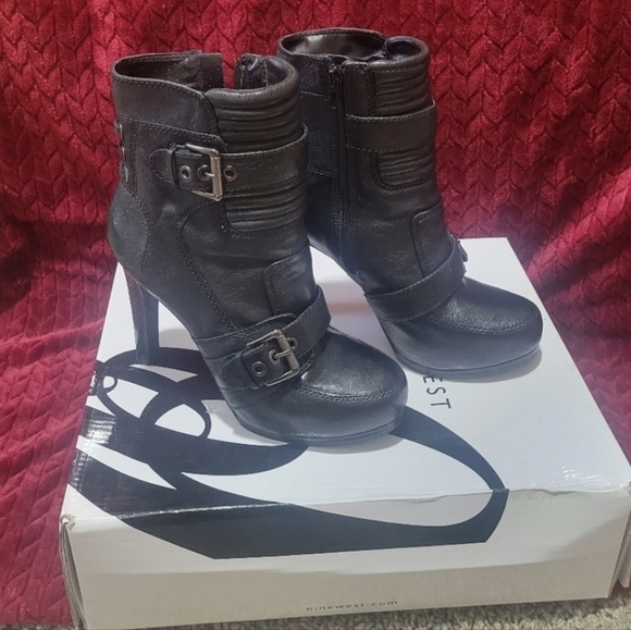 Nine West Leather Ankle Boots - Picture 4 of 5